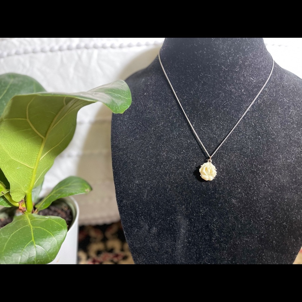 Rose Necklace